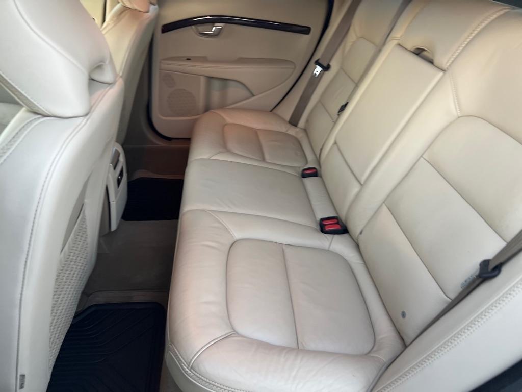 Volvo XC70  2015