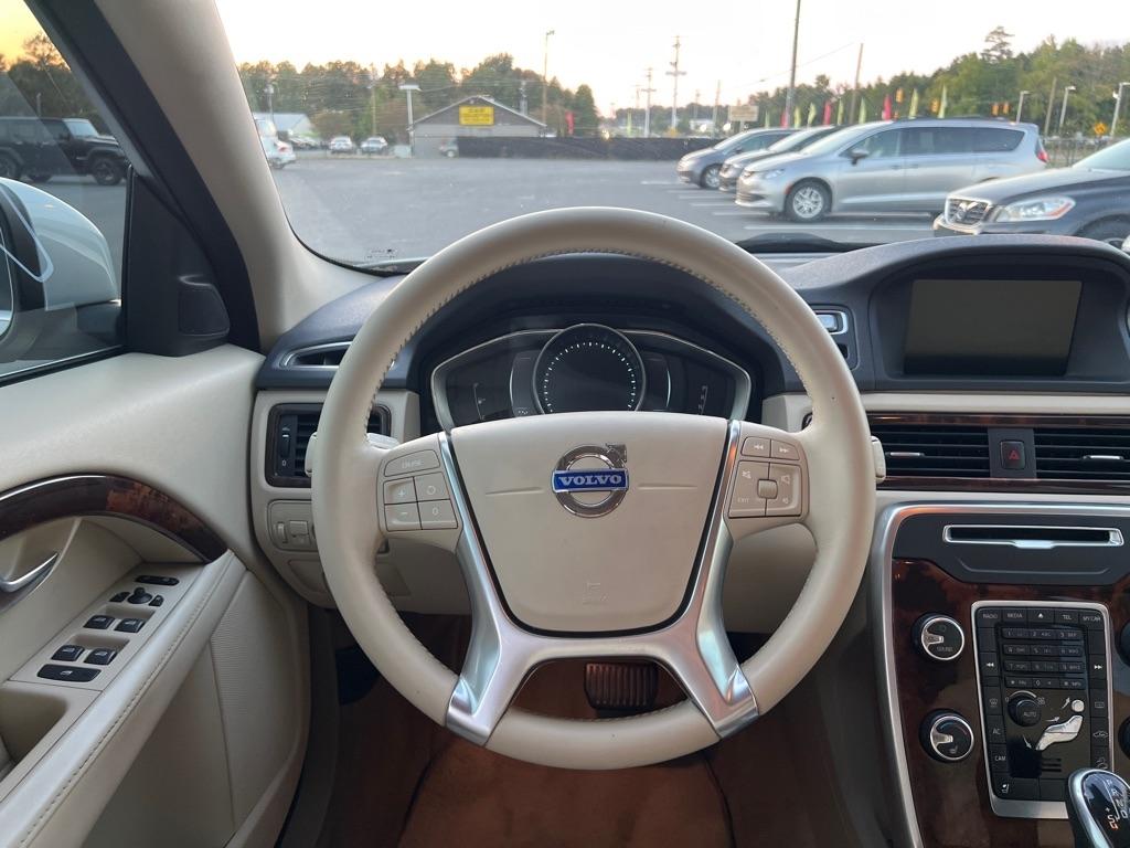 Volvo XC70  2015