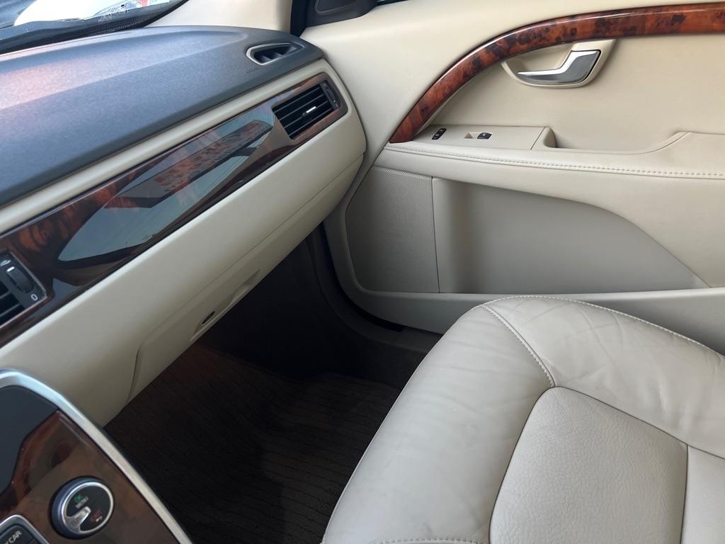 Volvo XC70  2015