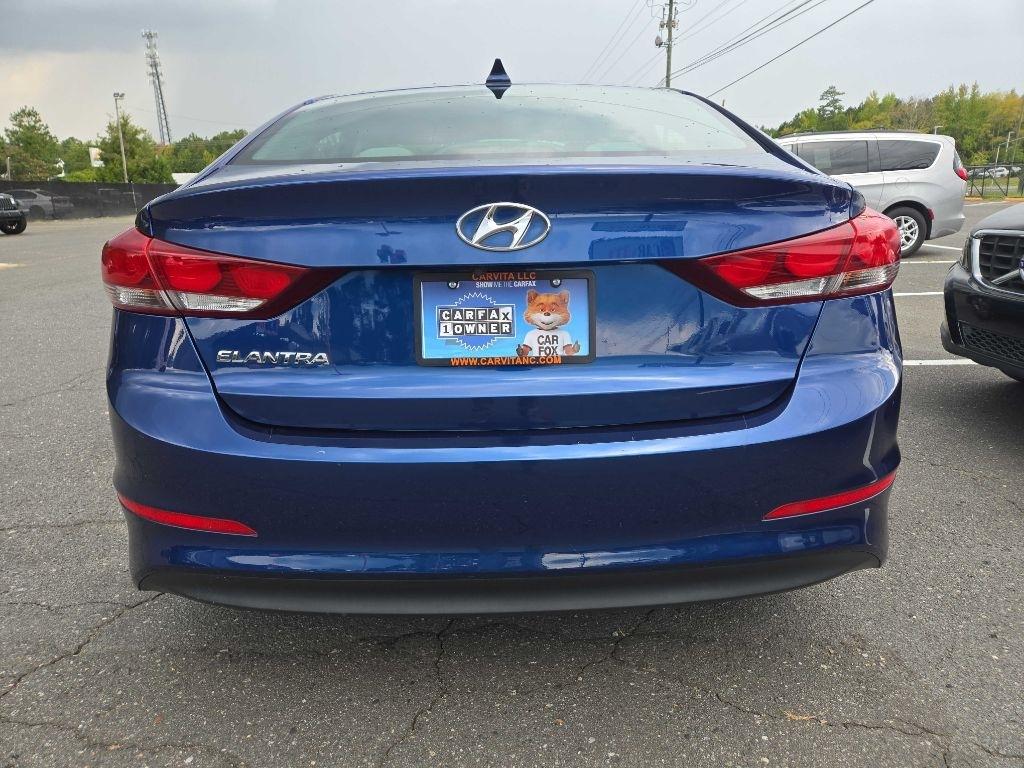Hyundai Elantra  2017