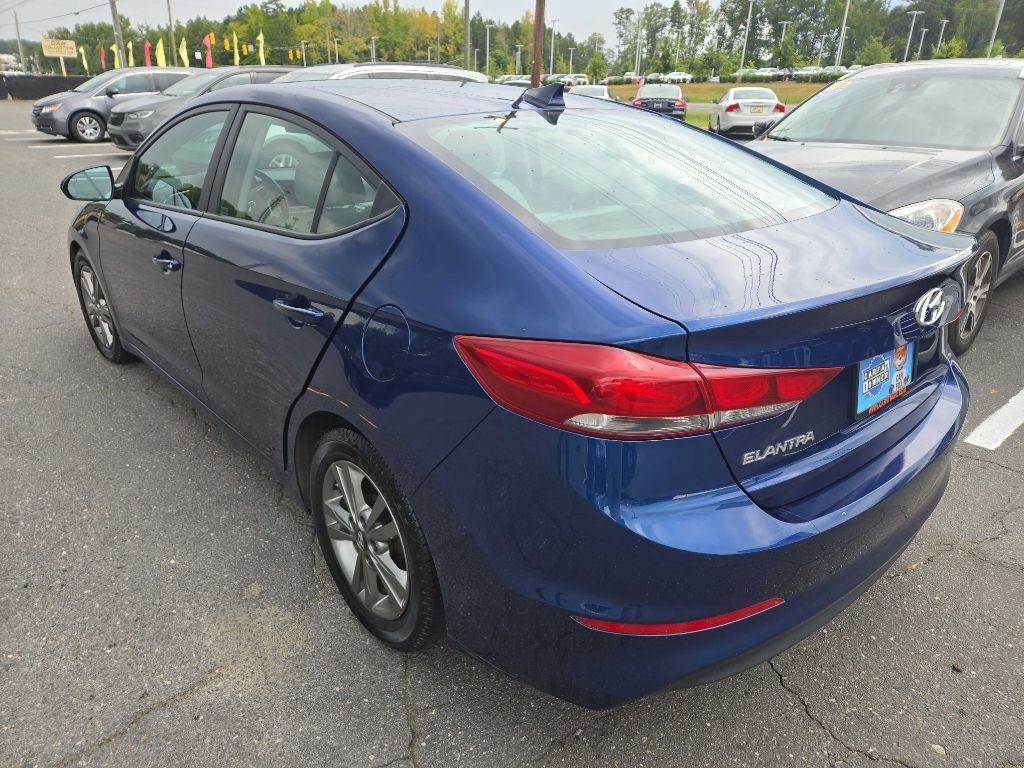 Hyundai Elantra  2017