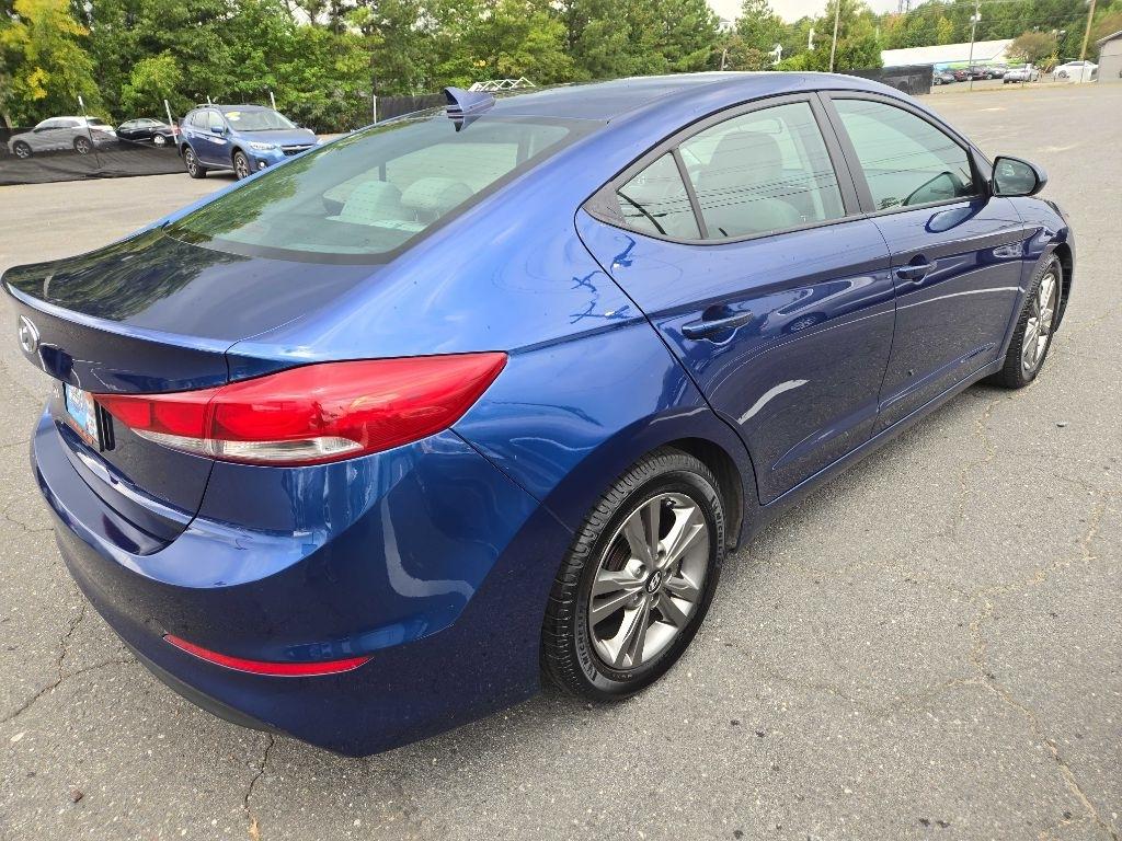 Hyundai Elantra  2017