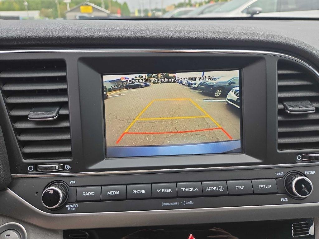 Hyundai Elantra  2017