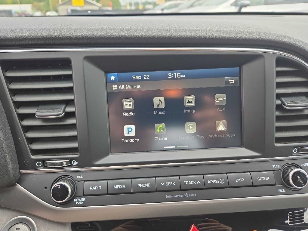 Hyundai Elantra  2017