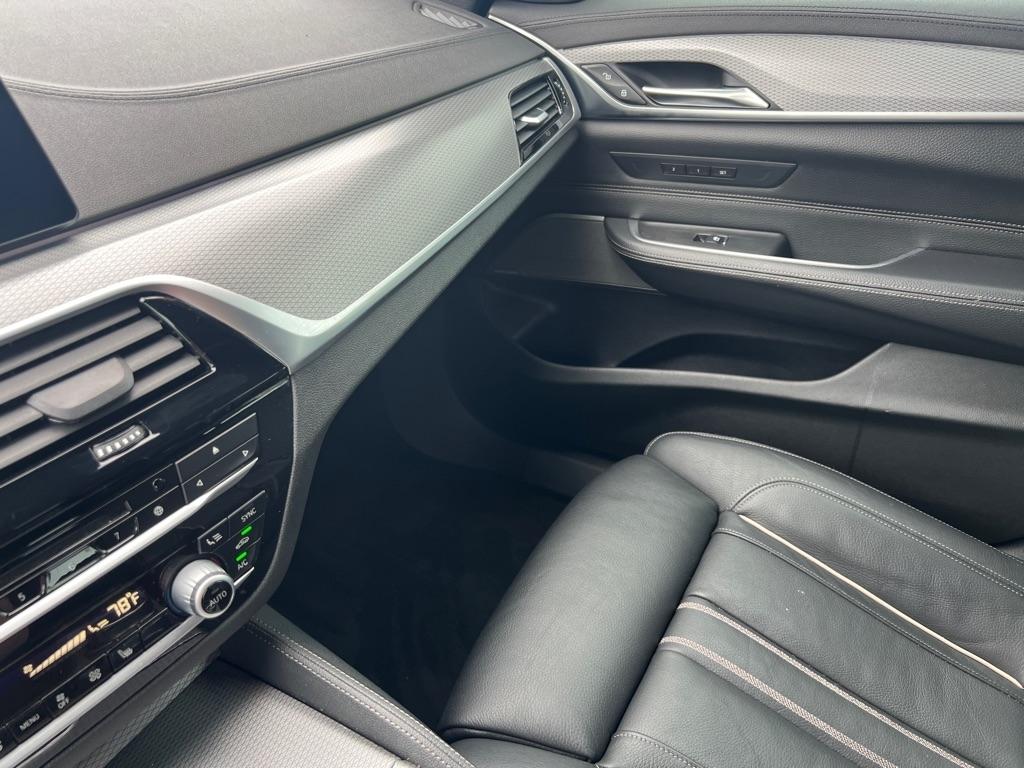 BMW 6-Series Gran Turismo  2019