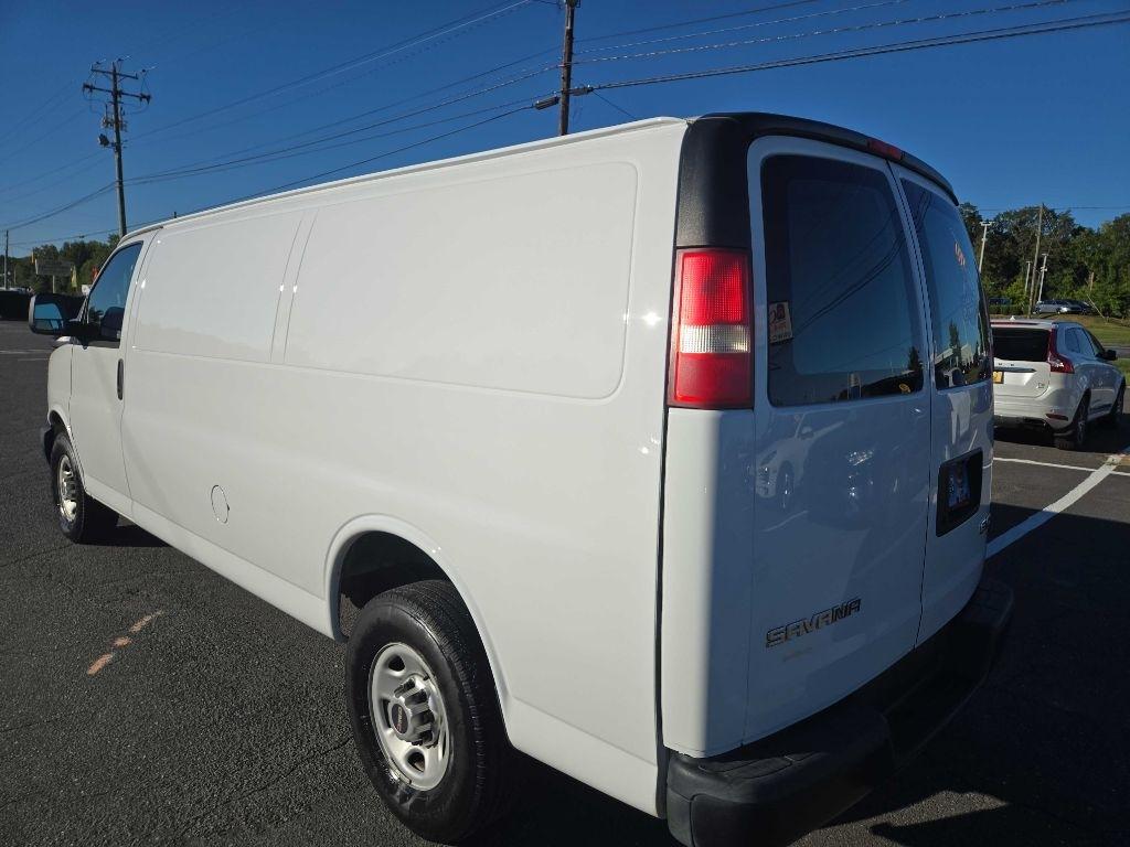 GMC Savana  2014
