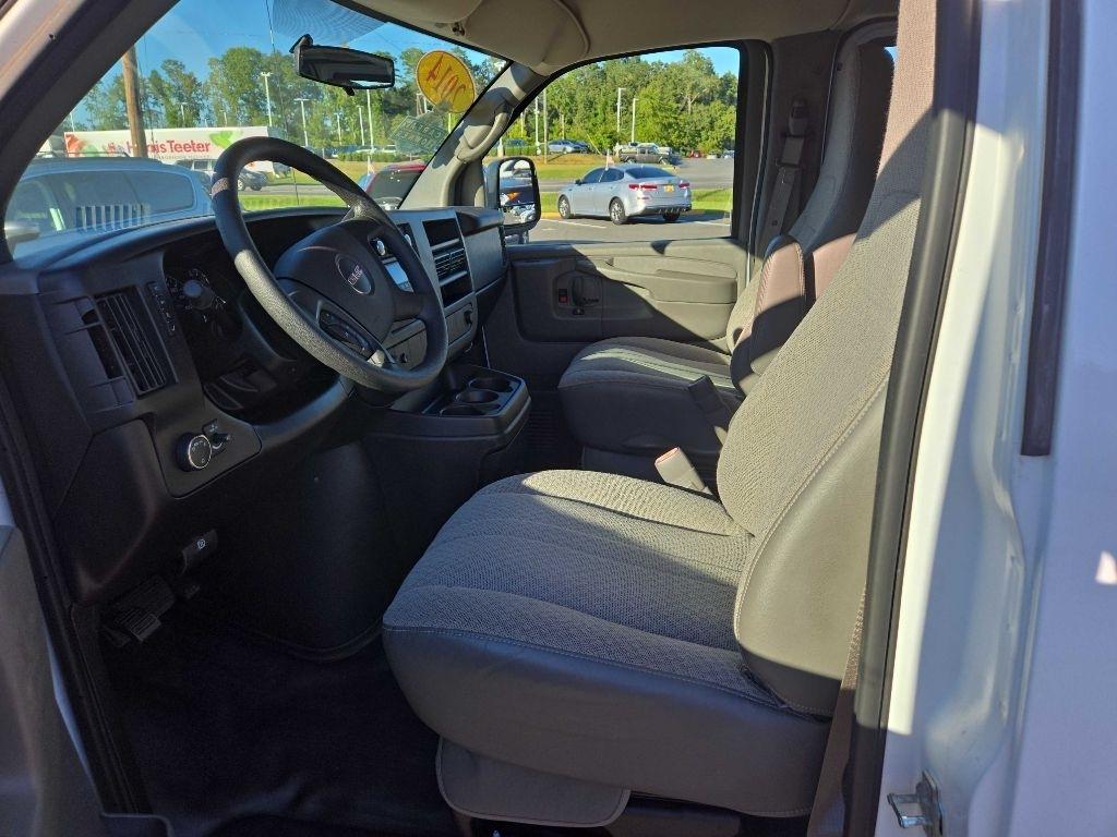 GMC Savana  2014