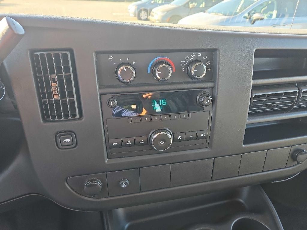 GMC Savana  2014