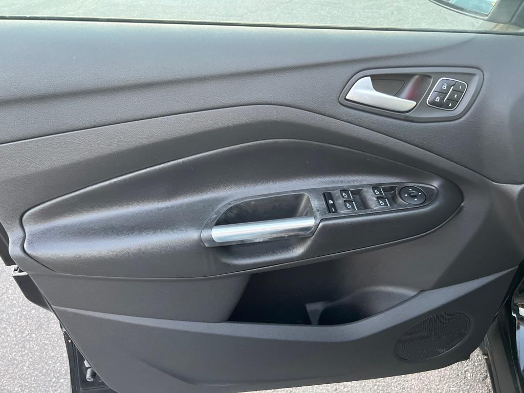 Ford Escape  2017