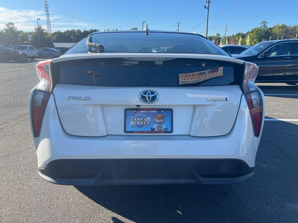 Toyota Prius  2017