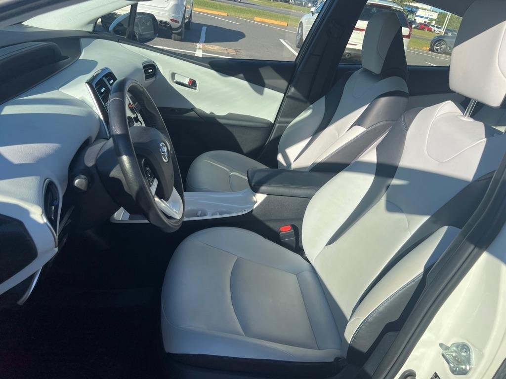Toyota Prius  2017