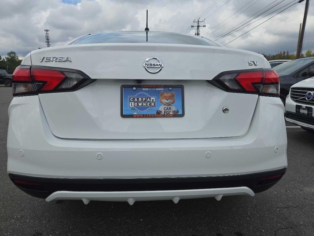 Nissan Versa  2023