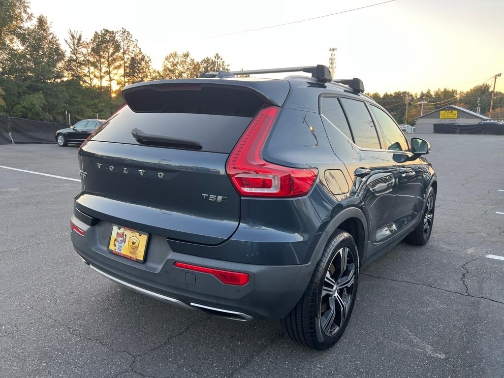 Volvo XC40  2020