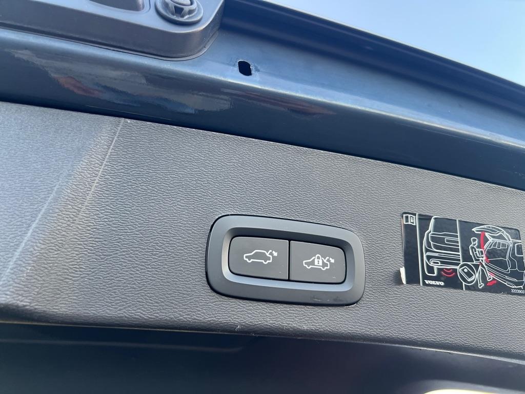 Volvo XC40  2020
