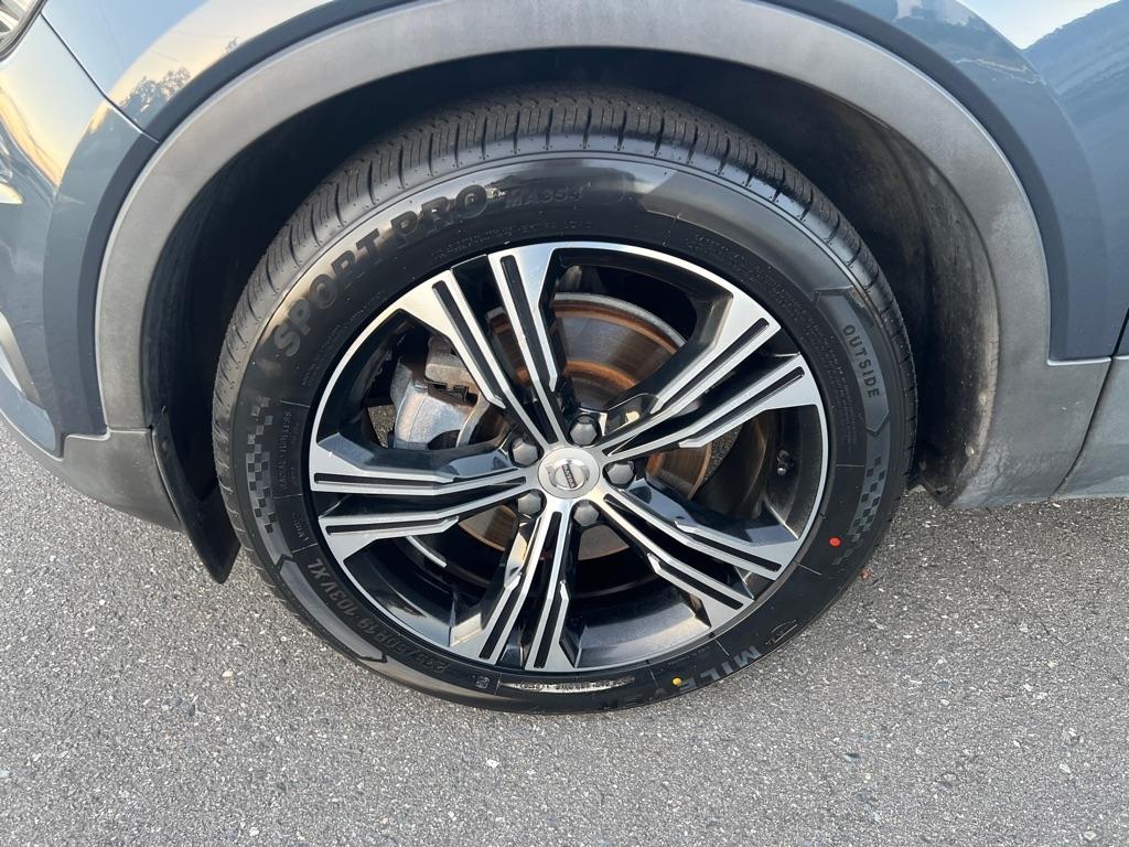 Volvo XC40  2020