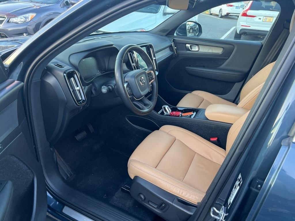 Volvo XC40  2020