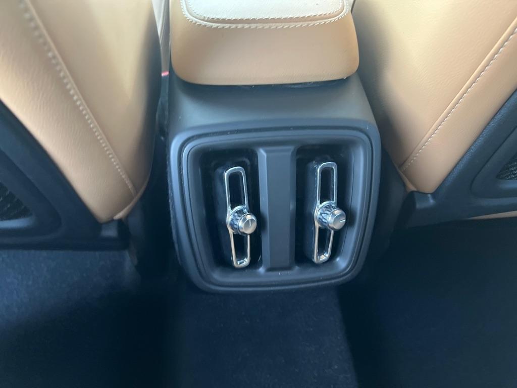 Volvo XC40  2020