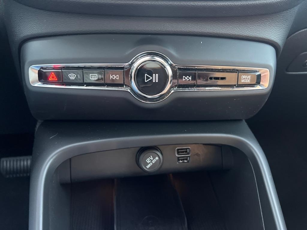 Volvo XC40  2020