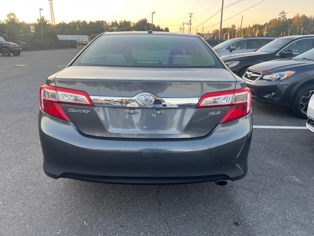 Toyota Camry  2012