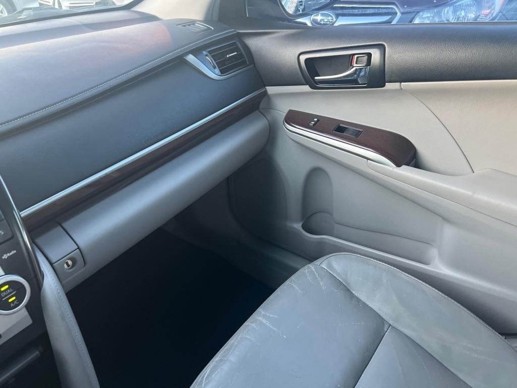 Toyota Camry  2012
