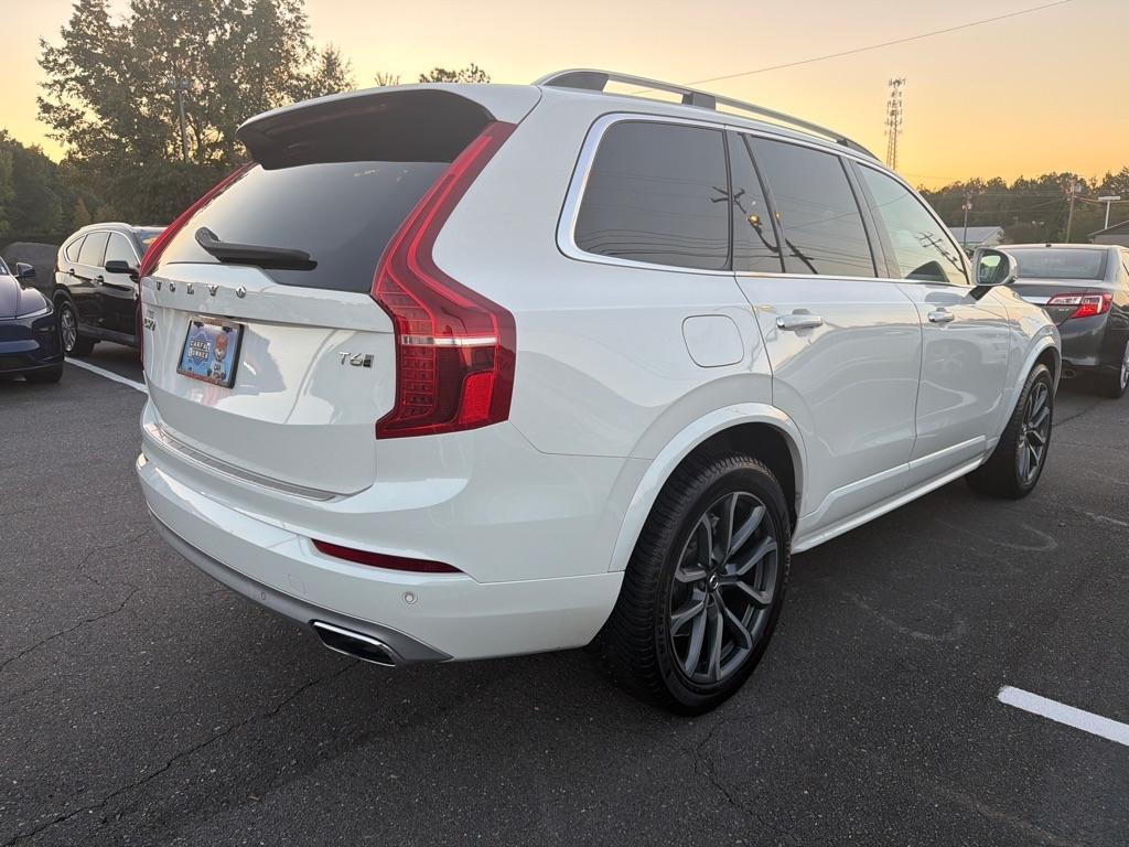 Volvo XC90  2019