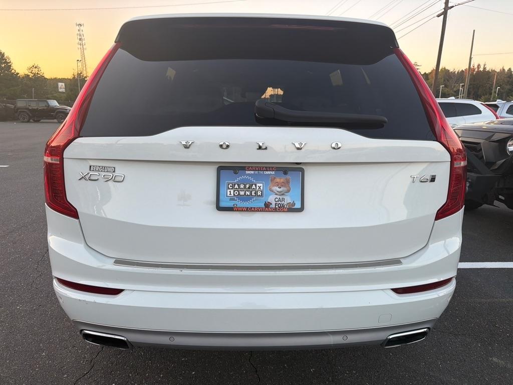 Volvo XC90  2019