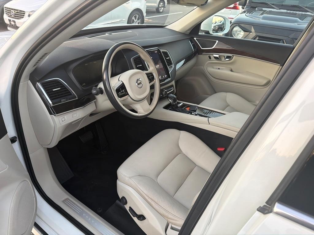 Volvo XC90  2019