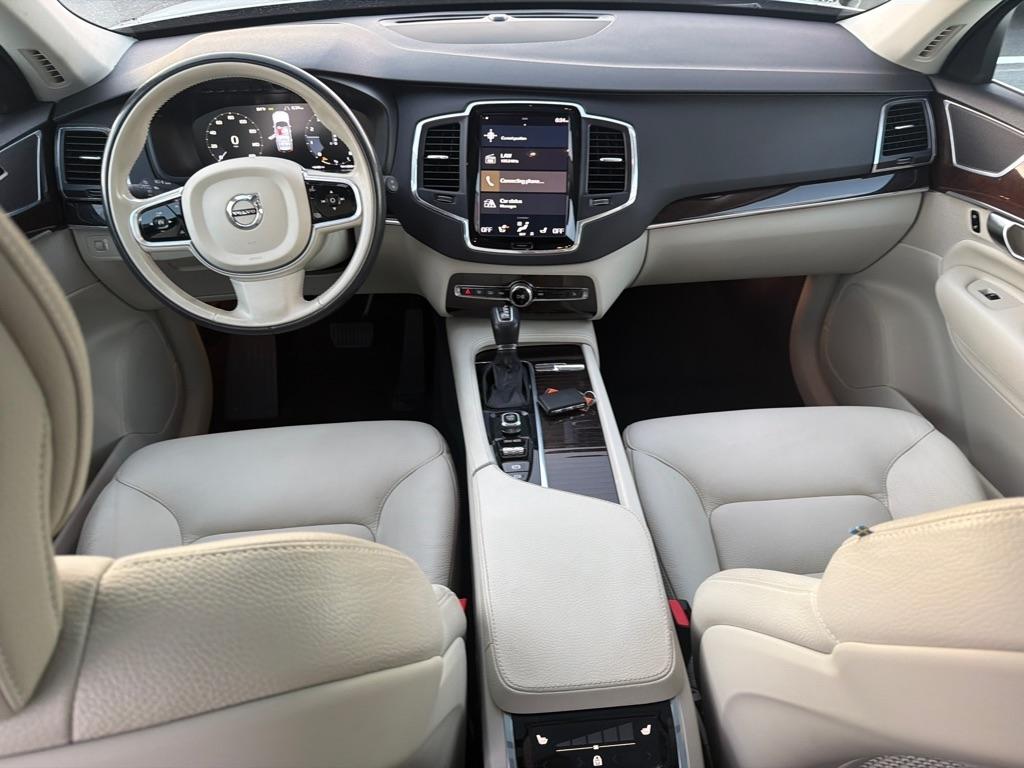 Volvo XC90  2019