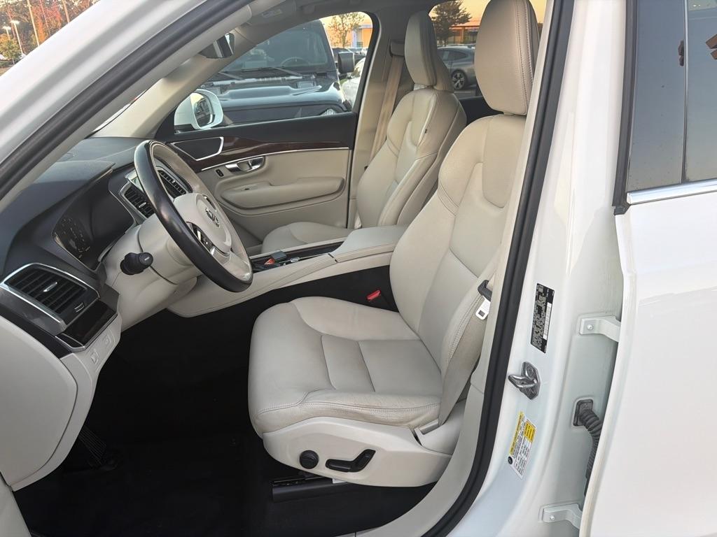 Volvo XC90  2019