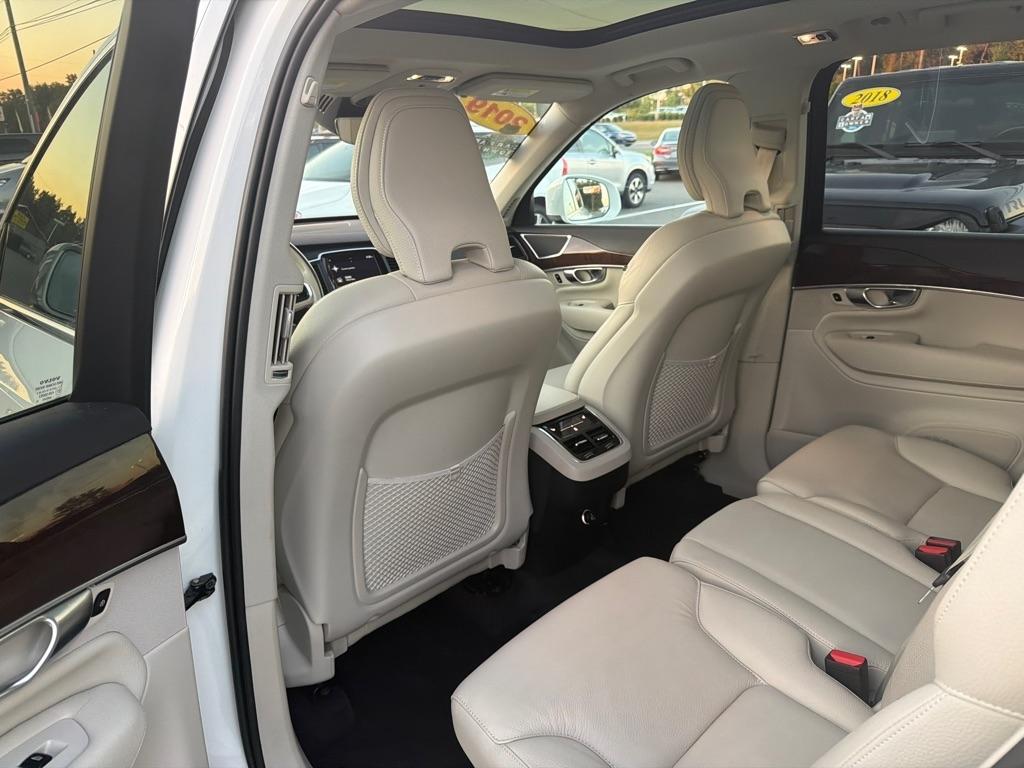 Volvo XC90  2019