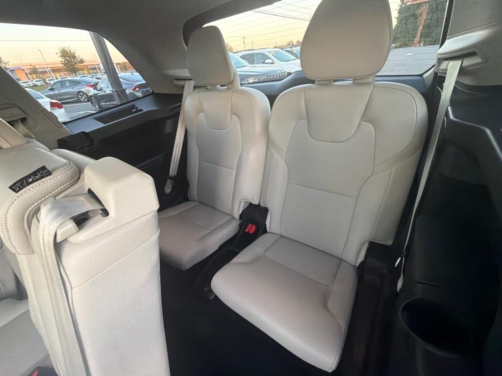 Volvo XC90  2019