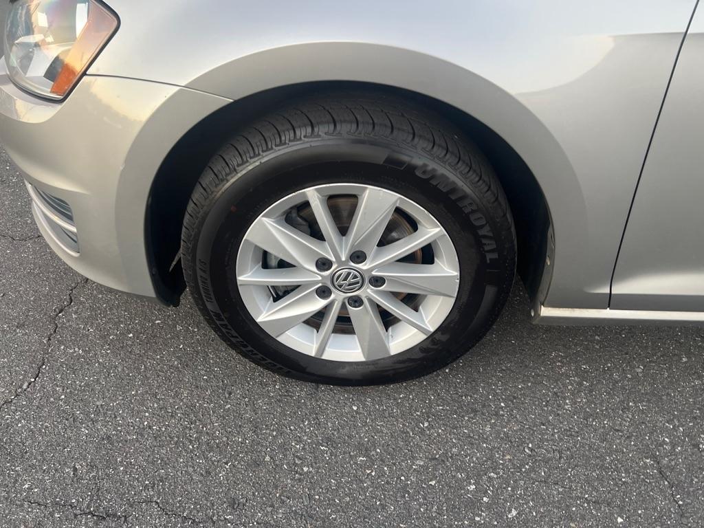 Volkswagen Golf  2015