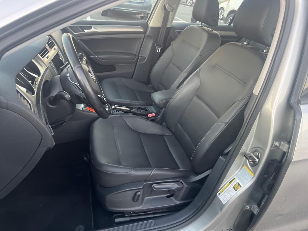 Volkswagen Golf  2015