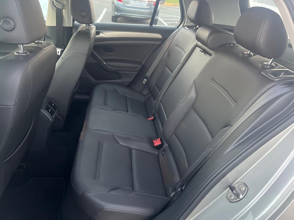 Volkswagen Golf  2015