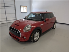 2015 MINI Cooper 