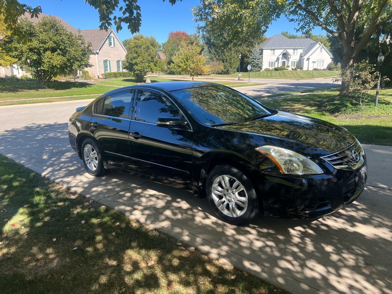 2012 Nissan Altima 2.5 photo 3