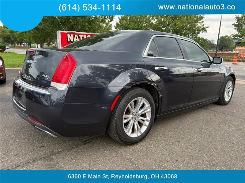 Chrysler 300 photo 5