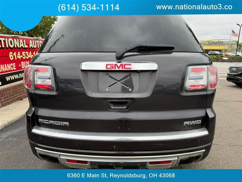 GMC Acadia photo 5