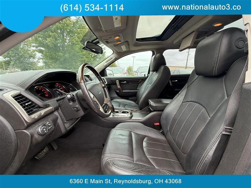 GMC Acadia photo 7