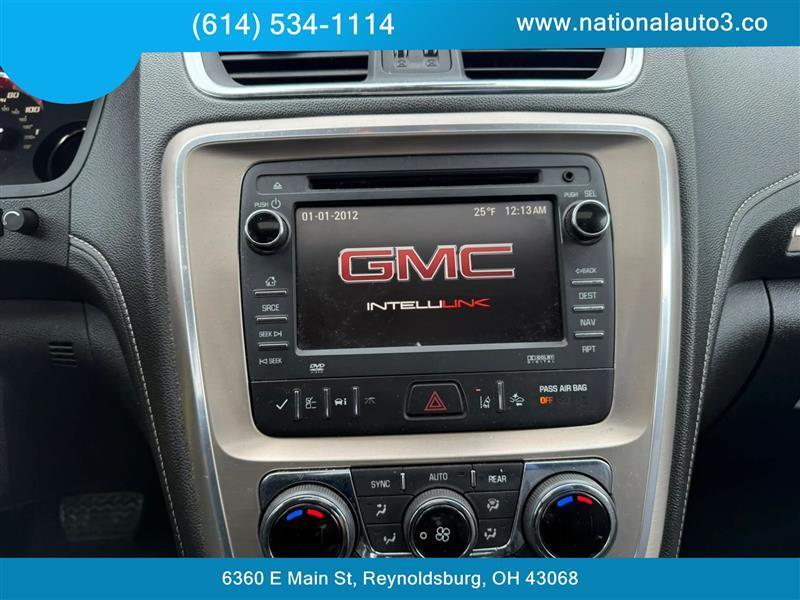 GMC Acadia photo 13