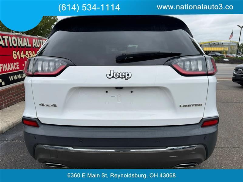 Jeep Cherokee photo 5