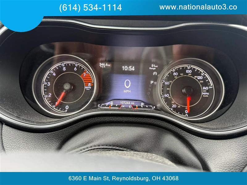 Jeep Cherokee photo 17