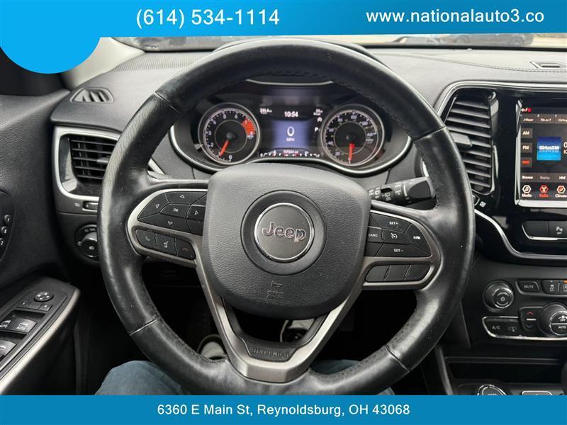 Jeep Cherokee photo 18