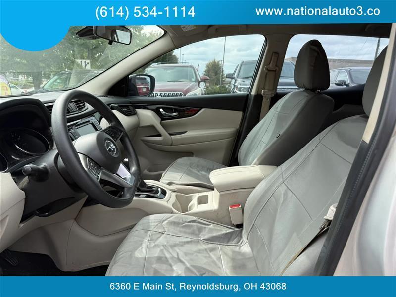 Nissan Rogue Sport photo 7