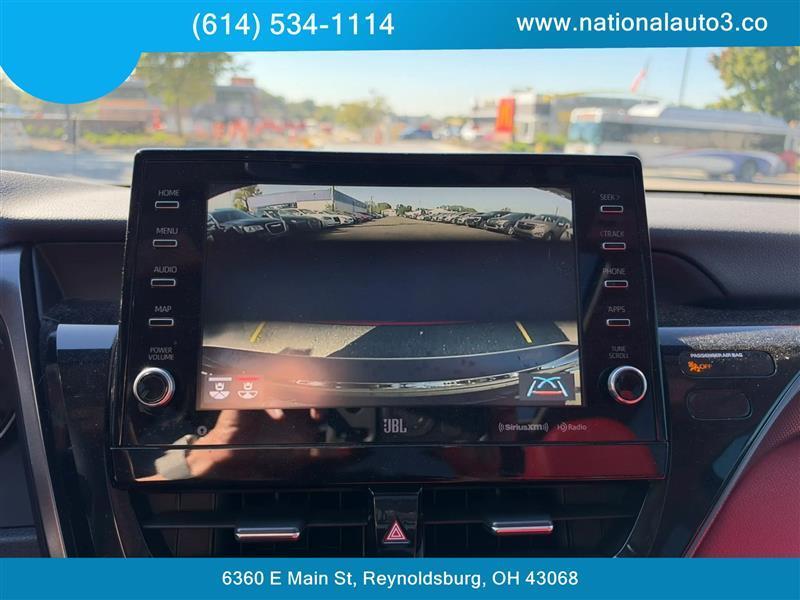 Toyota Camry photo 15
