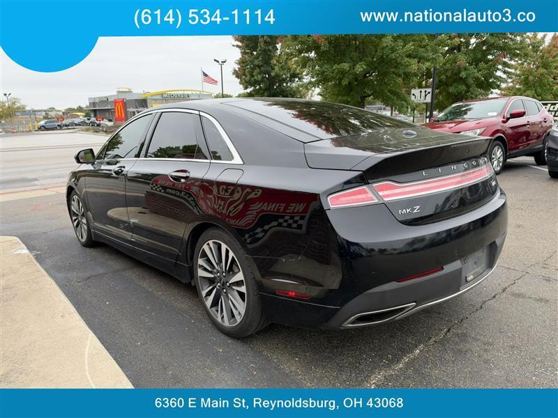 Lincoln MKZ photo 4