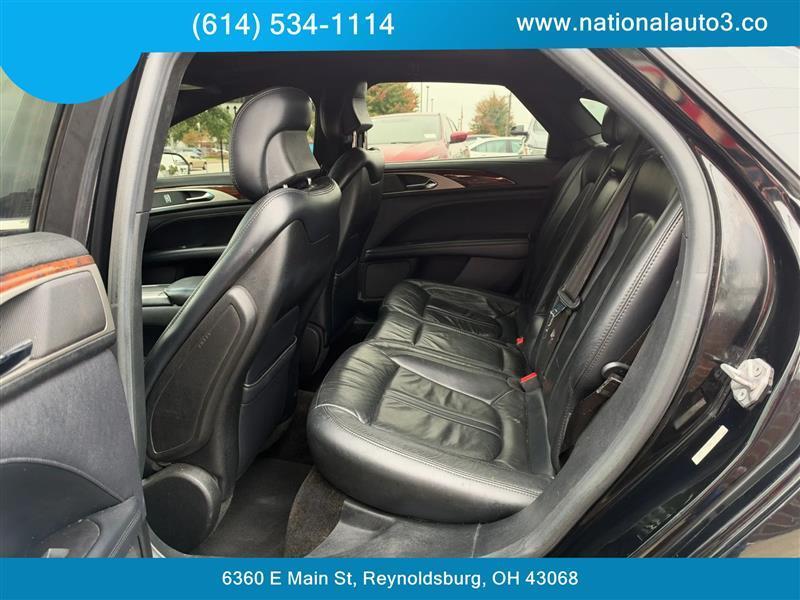 Lincoln MKZ photo 8