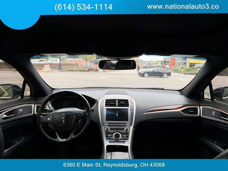 Lincoln MKZ photo 12