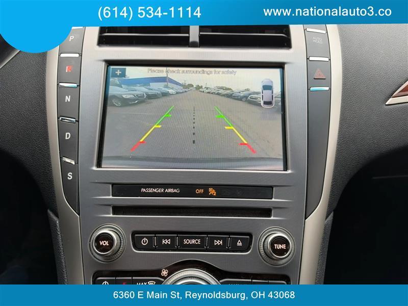 Lincoln MKZ photo 13