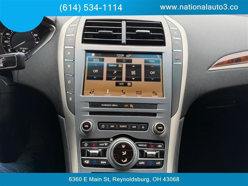 Lincoln MKZ photo 14